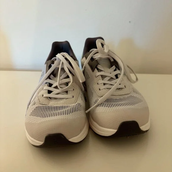 On Clouds ON Running Shoes - Cloudrift - Size 6.5 - Picture 5 of 9